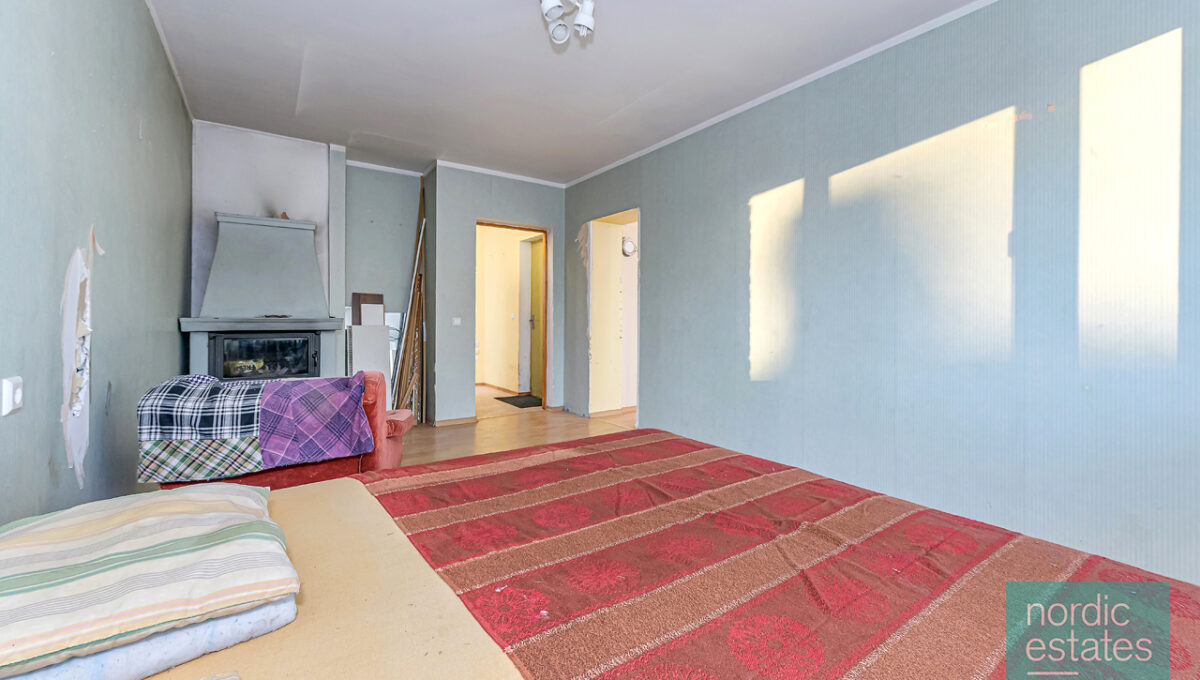 NZ6_4841_ENF