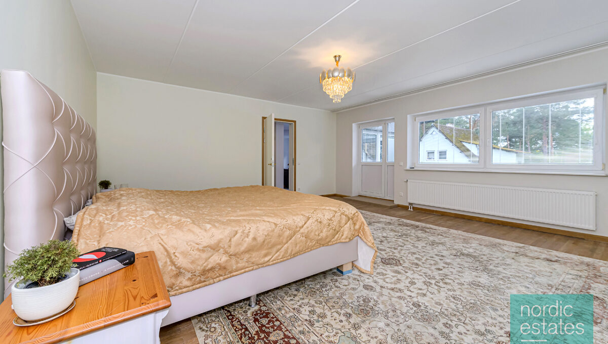 NZ6_7531_ENF